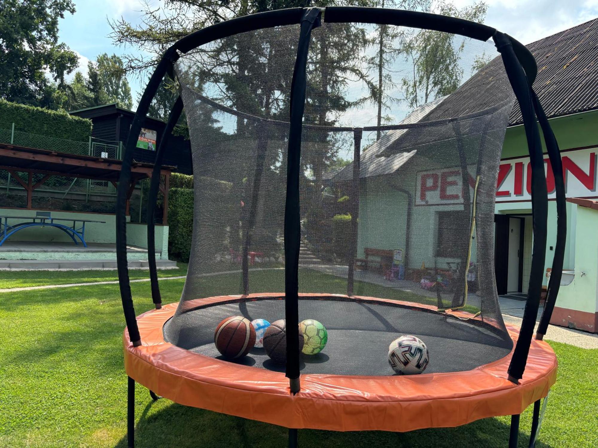 Penzion A Autokemp Wolf Česká Skalice Exterior foto